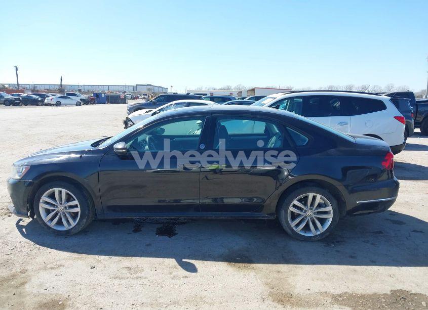 Photo 14 of 2019 Volkswagen Passat 2.0T WOLFSBURG EDITION (VIN 1VWLA7A35KC004541)