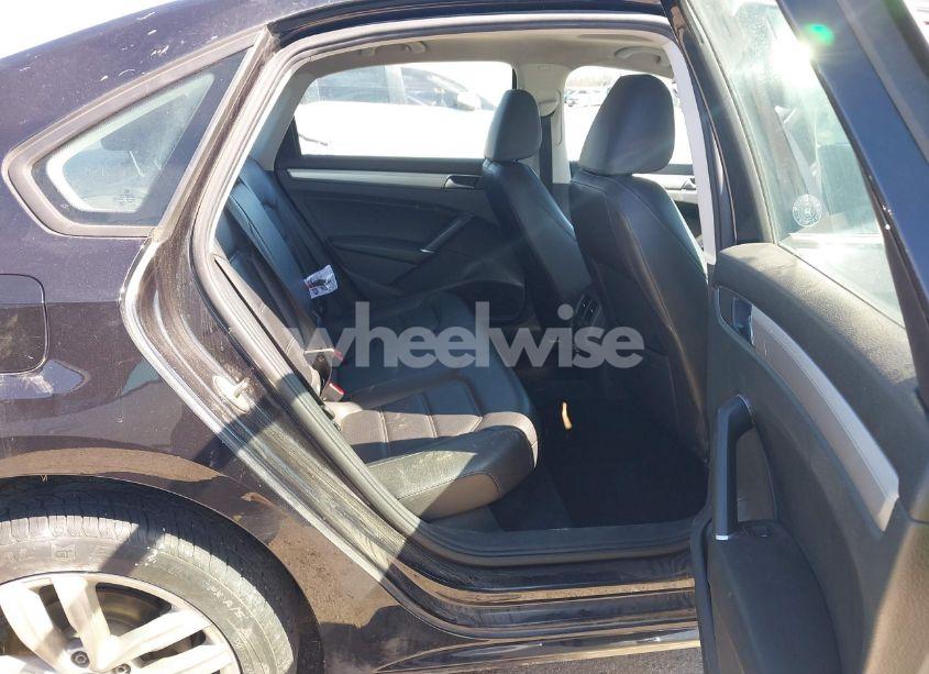 Photo 8 of 2019 Volkswagen Passat 2.0T WOLFSBURG EDITION (VIN 1VWLA7A35KC004541)