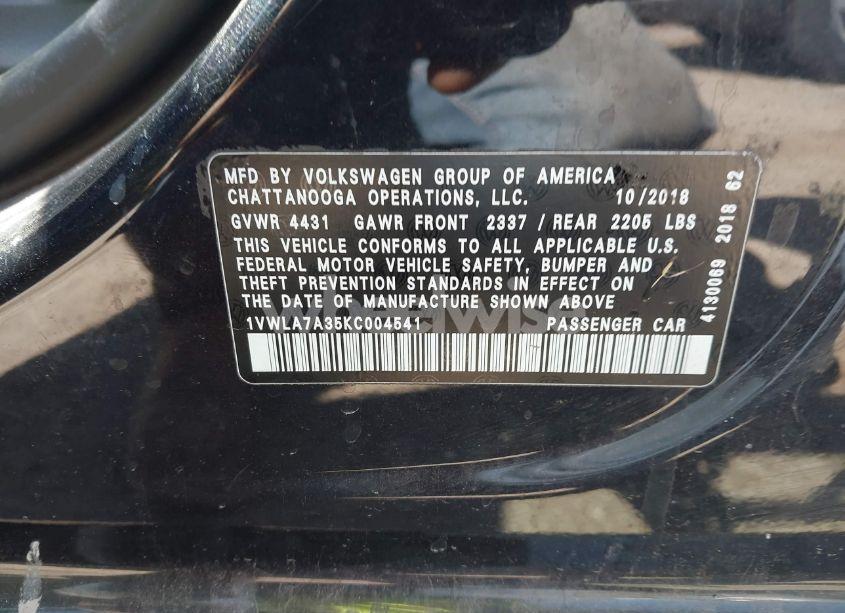 Photo 9 of 2019 Volkswagen Passat 2.0T WOLFSBURG EDITION (VIN 1VWLA7A35KC004541)
