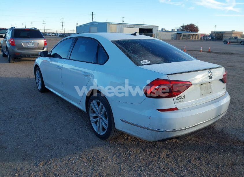 Photo 3 of 2019 Volkswagen Passat 2.0T WOLFSBURG EDITION (VIN 1VWLA7A36KC006752)