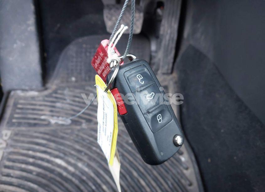 Photo 11 of 2019 Volkswagen Passat 2.0T WOLFSBURG EDITION (VIN 1VWLA7A36KC010705)