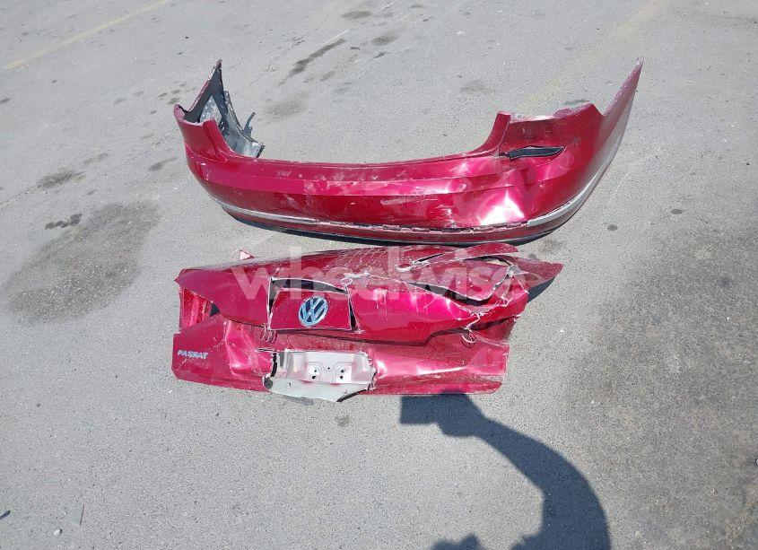 Photo 12 of 2019 Volkswagen Passat 2.0T WOLFSBURG EDITION (VIN 1VWLA7A37KC007702)