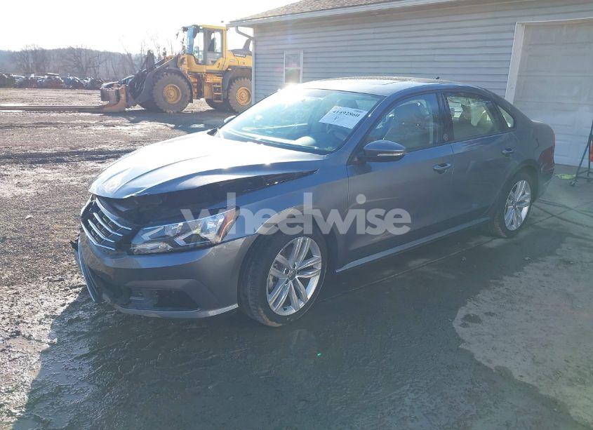 Photo 2 of 2019 Volkswagen Passat 2.0T WOLFSBURG EDITION (VIN 1VWLA7A37KC012561)