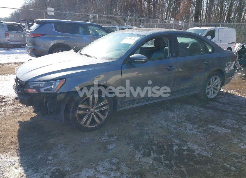 Photo 2 of 2019 Volkswagen Passat 2.0T WOLFSBURG EDITION (VIN 1VWLA7A37KC012589)