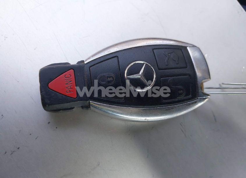 Photo 11 of 2010 Mercedes-benz E 550 (VIN 1VWLA7A38KC******)