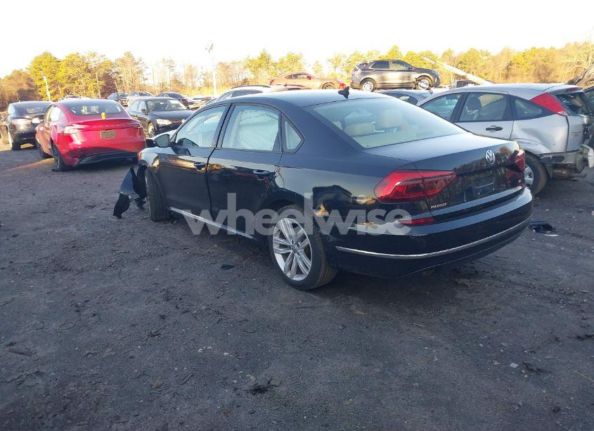 Photo 3 of 2019 Volkswagen Passat 2.0T WOLFSBURG EDITION (VIN 1VWLA7A39KC003411)