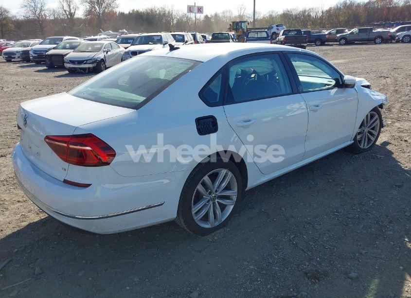 Photo 4 of 2019 Volkswagen Passat 2.0T WOLFSBURG EDITION (VIN 1VWLA7A3XKC007418)