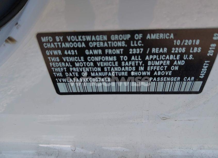 Photo 9 of 2019 Volkswagen Passat 2.0T WOLFSBURG EDITION (VIN 1VWLA7A3XKC007418)