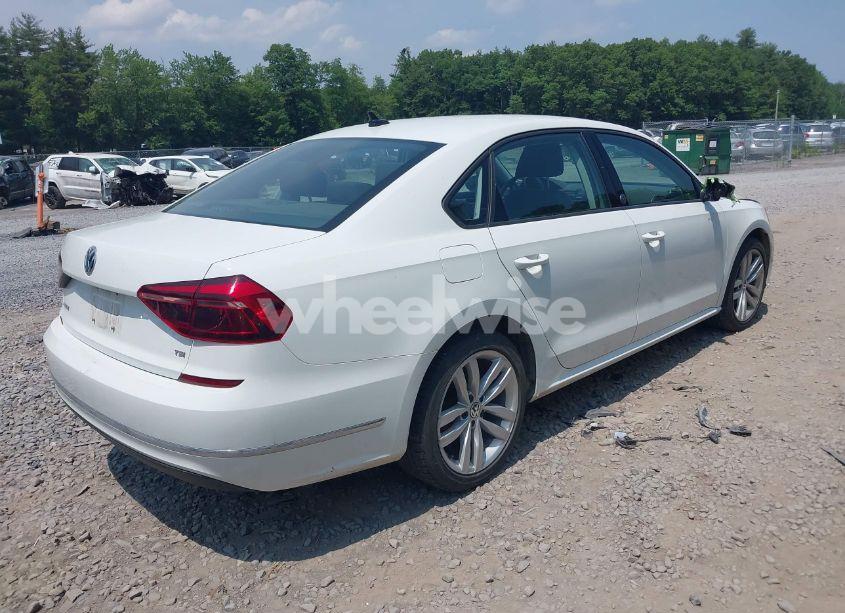Photo 4 of 2019 Volkswagen Passat 2.0T WOLFSBURG EDITION (VIN 1VWLA7A3XKC010173)