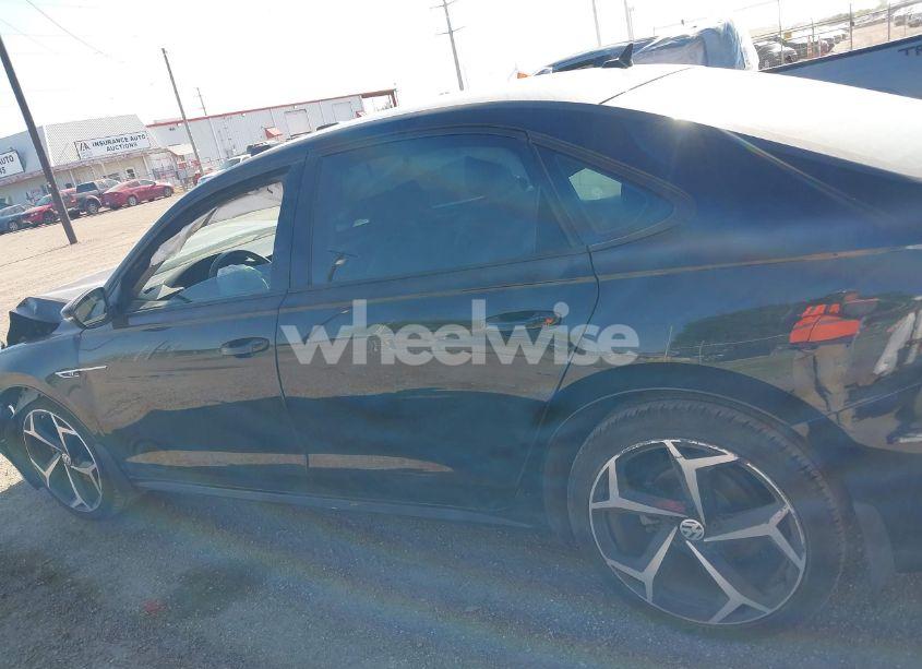 Photo 13 of 2020 Volkswagen Passat 2.0T R-LINE (VIN 1VWMA7A30LC025271)