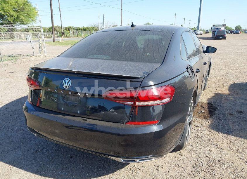 Photo 4 of 2020 Volkswagen Passat 2.0T R-LINE (VIN 1VWMA7A30LC025271)