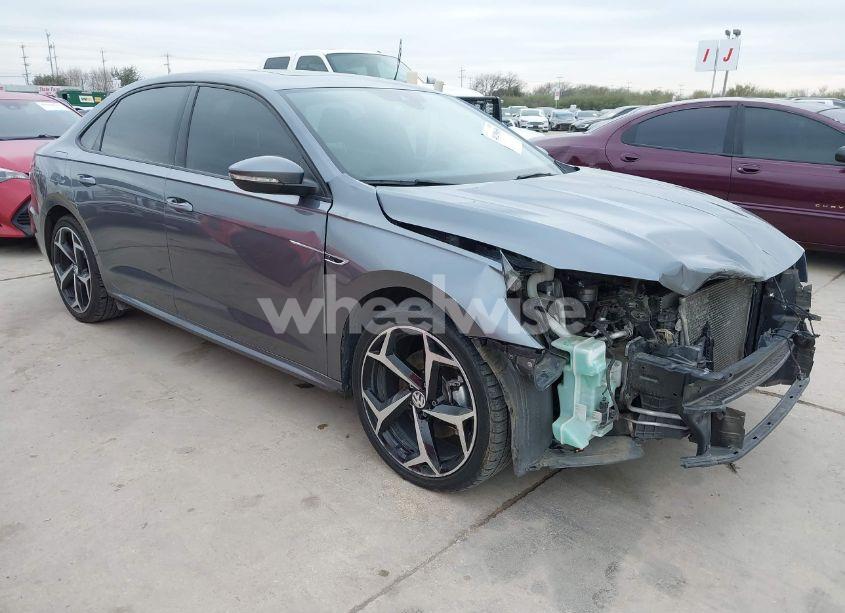 2021 Volkswagen Passat 2.0T R-LINE (VIN 1VWMA7A30MC010884) main photo