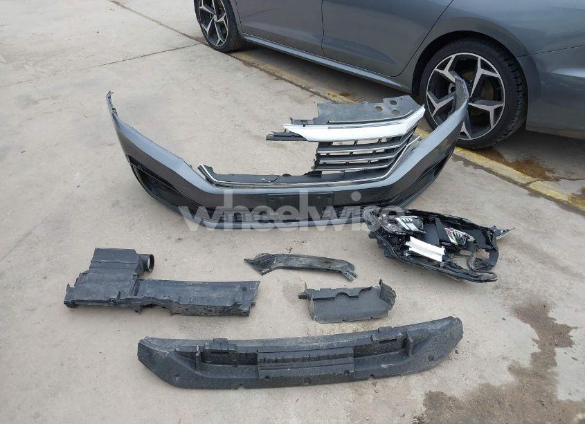 Photo 12 of 2021 Volkswagen Passat 2.0T R-LINE (VIN 1VWMA7A30MC010884)