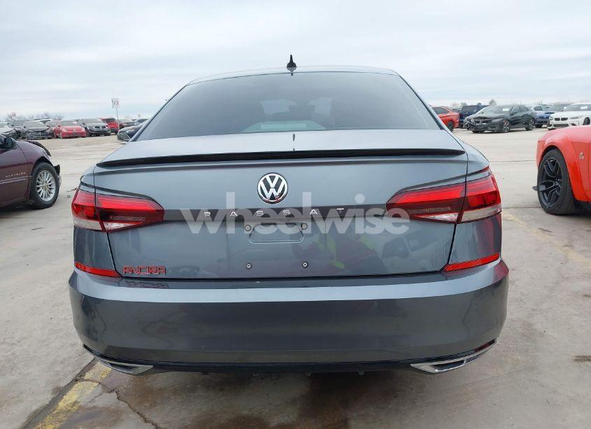 Photo 17 of 2021 Volkswagen Passat 2.0T R-LINE (VIN 1VWMA7A30MC010884)