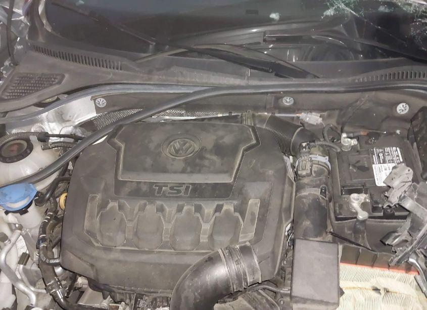 Photo 10 of 2020 Volkswagen Passat 2.0T R-LINE (VIN 1VWMA7A31LC013677)