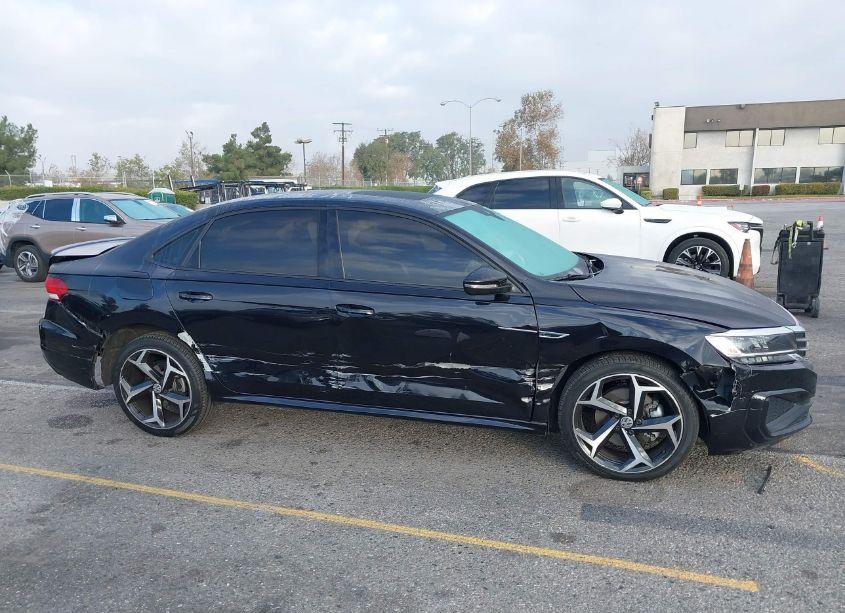 Photo 13 of 2021 Volkswagen Passat 2.0T R-LINE (VIN 1VWMA7A32MC015455)