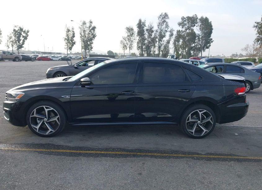 Photo 14 of 2021 Volkswagen Passat 2.0T R-LINE (VIN 1VWMA7A32MC015455)