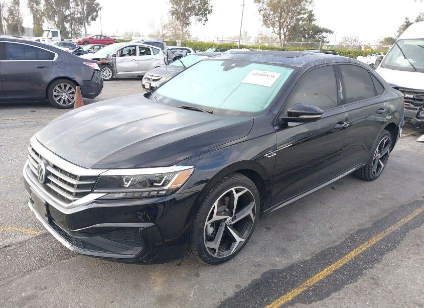 Photo 2 of 2021 Volkswagen Passat 2.0T R-LINE (VIN 1VWMA7A32MC015455)