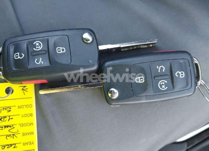 Photo 11 of 2020 Volkswagen Passat 2.0T R-LINE (VIN 1VWMA7A34LC011180)