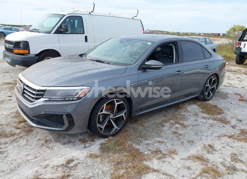 Photo 2 of 2020 Volkswagen Passat 2.0T R-LINE (VIN 1VWMA7A34LC011180)
