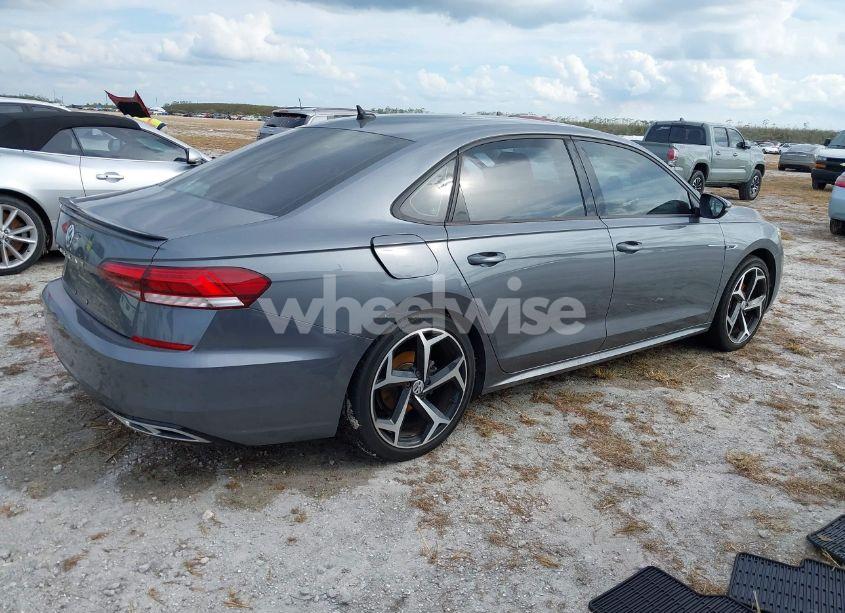 Photo 4 of 2020 Volkswagen Passat 2.0T R-LINE (VIN 1VWMA7A34LC011180)