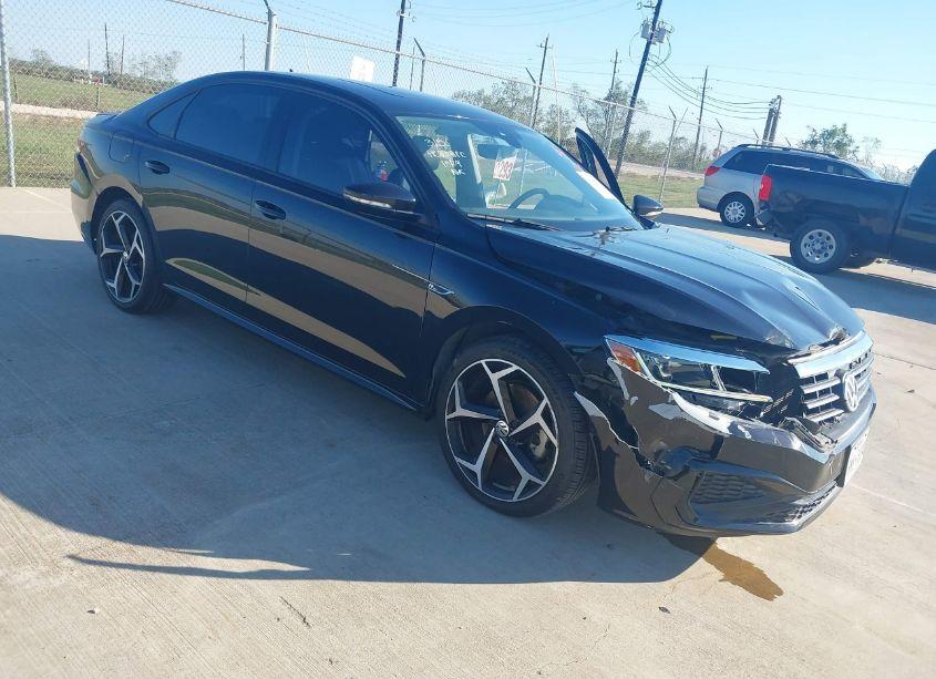 2020 Volkswagen Passat 2.0T R-LINE (VIN 1VWMA7A34LC021658) main photo