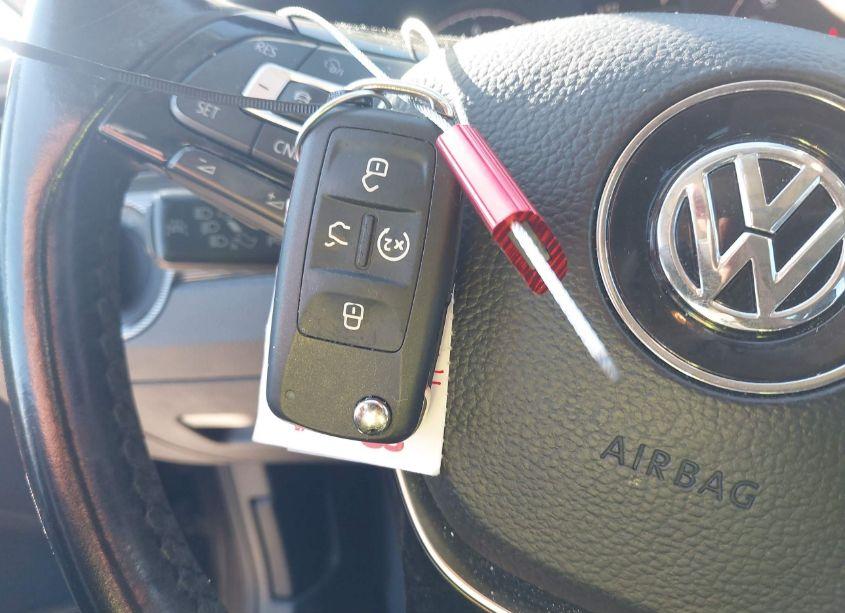 Photo 11 of 2020 Volkswagen Passat 2.0T R-LINE (VIN 1VWMA7A34LC021658)