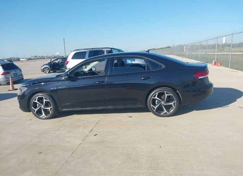 Photo 14 of 2020 Volkswagen Passat 2.0T R-LINE (VIN 1VWMA7A34LC021658)