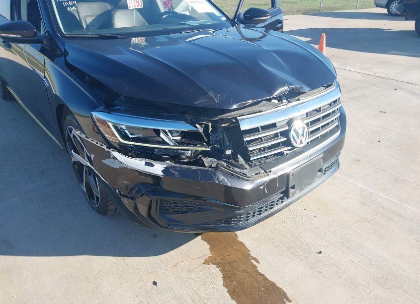 Photo 6 of 2020 Volkswagen Passat 2.0T R-LINE (VIN 1VWMA7A34LC021658)