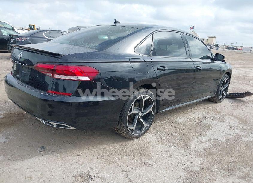 Photo 4 of 2020 Volkswagen Passat 2.0T R-LINE (VIN 1VWMA7A34LC025189)