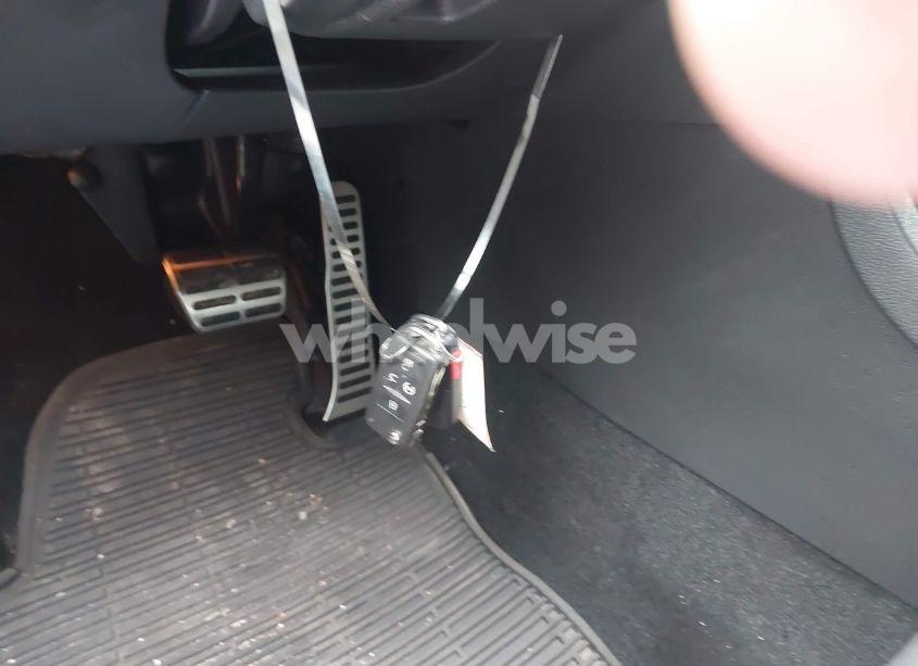 Photo 11 of 2021 Volkswagen Passat 2.0T R-LINE (VIN 1VWMA7A34MC011925)