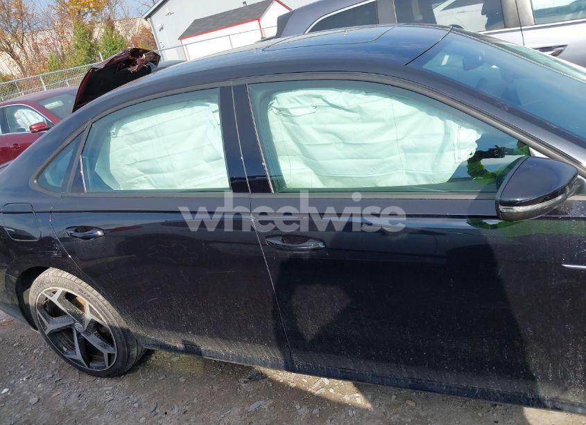 Photo 14 of 2021 Volkswagen Passat 2.0T R-LINE (VIN 1VWMA7A34MC011925)