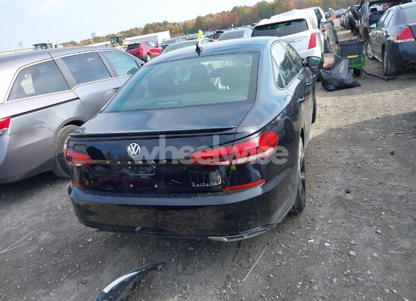 Photo 17 of 2021 Volkswagen Passat 2.0T R-LINE (VIN 1VWMA7A34MC011925)