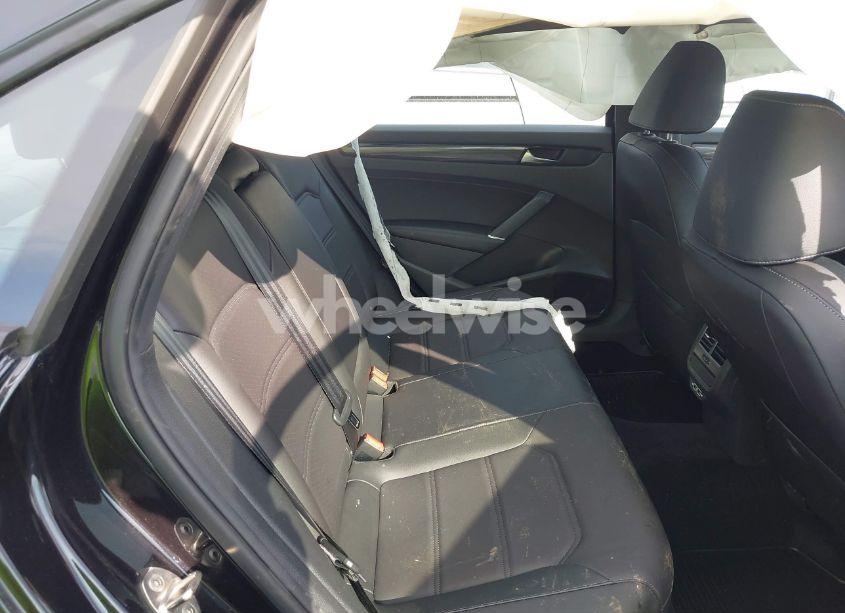 Photo 8 of 2021 Volkswagen Passat 2.0T R-LINE (VIN 1VWMA7A34MC011925)