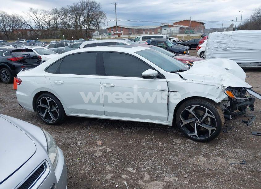 Photo 13 of 2020 Volkswagen Passat 2.0T R-LINE (VIN 1VWMA7A35LC024598)
