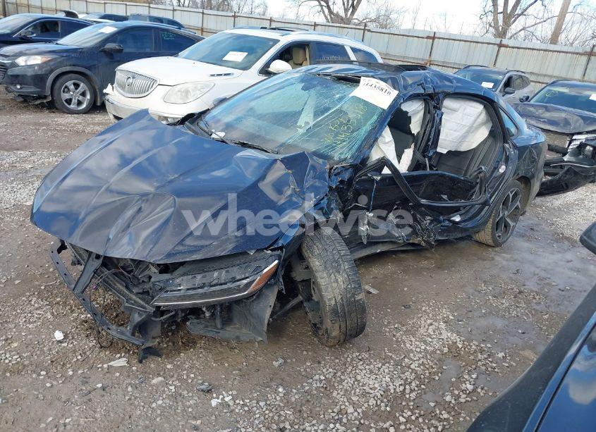 Photo 2 of 2021 Volkswagen Passat 2.0T R-LINE (VIN 1VWMA7A35MC016776)