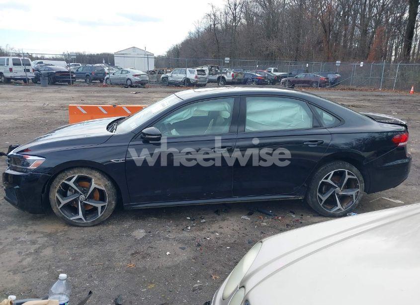 Photo 15 of 2021 Volkswagen Passat 2.0T R-LINE (VIN 1VWMA7A36MC010128)