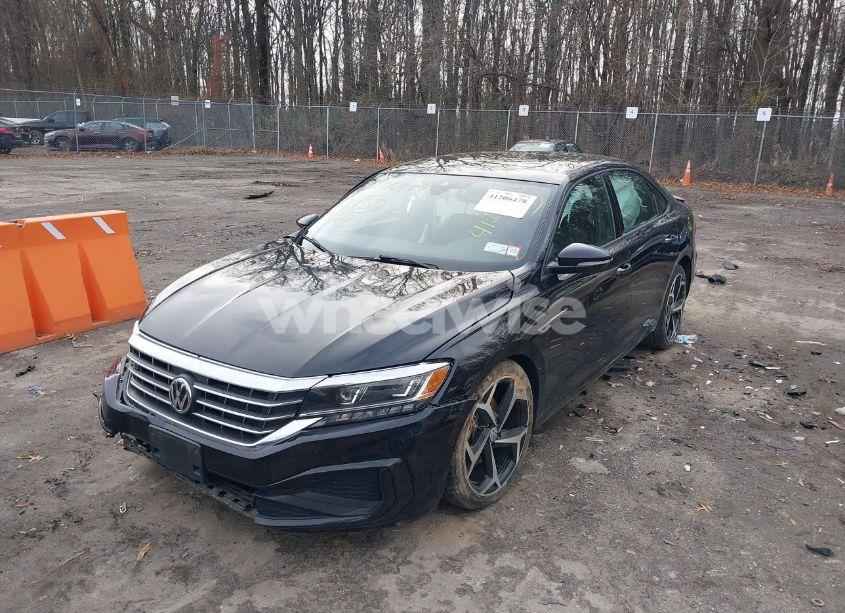 Photo 2 of 2021 Volkswagen Passat 2.0T R-LINE (VIN 1VWMA7A36MC010128)