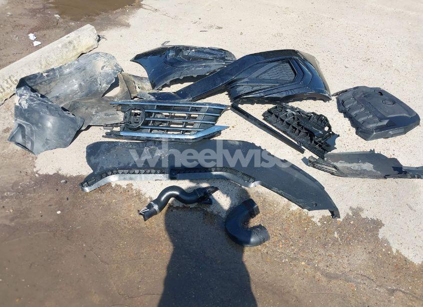 Photo 11 of 2022 Volkswagen Passat 2.0T R-LINE (VIN 1VWMA7A36NC007974)