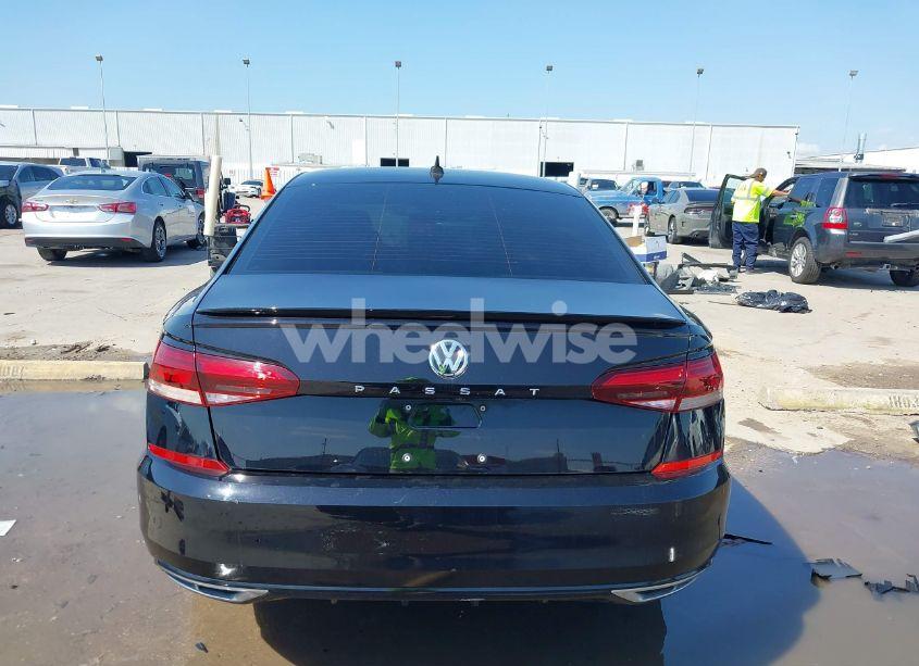 Photo 16 of 2022 Volkswagen Passat 2.0T R-LINE (VIN 1VWMA7A36NC007974)