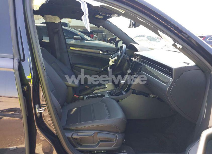 Photo 5 of 2022 Volkswagen Passat 2.0T R-LINE (VIN 1VWMA7A36NC007974)