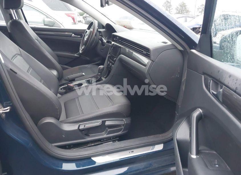 Photo 5 of 2020 Volkswagen Passat 2.0T R-LINE (VIN 1VWMA7A39LC024412)