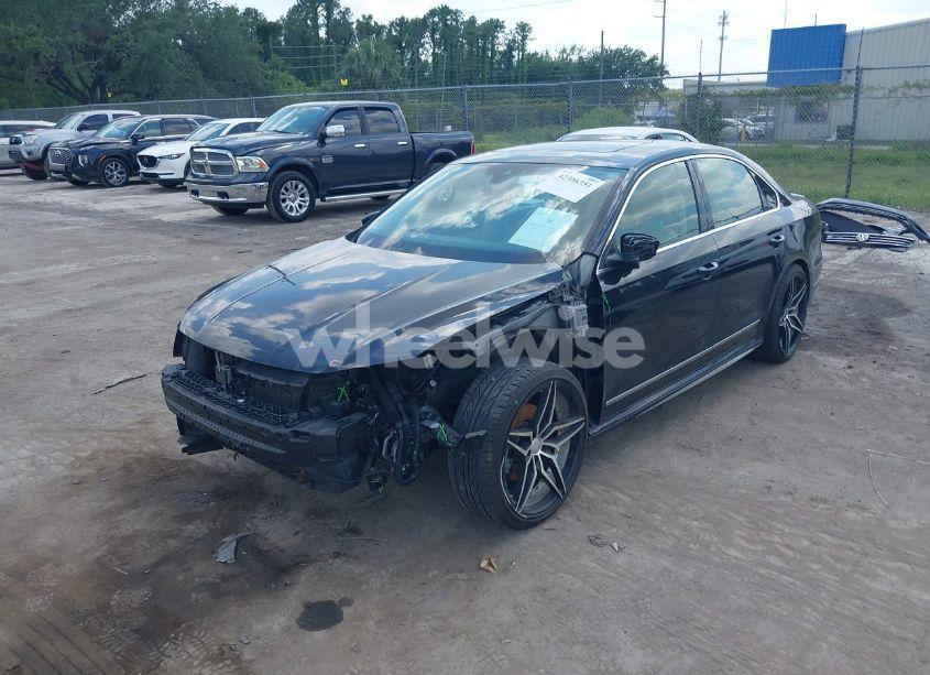 Photo 6 of 2019 Volkswagen Passat 2.0T SE R-LINE (VIN 1VWMA7A3XKC002174)