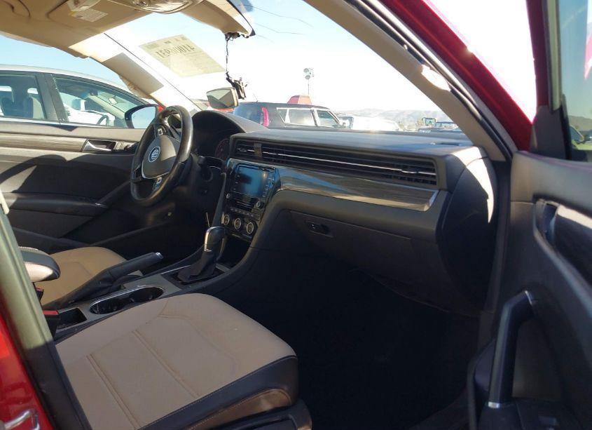 Photo 5 of 2020 Volkswagen Passat 2.0T R-LINE (VIN 1VWMA7A3XLC010437)