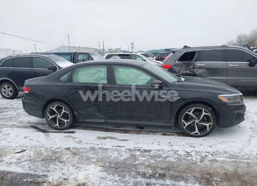 Photo 13 of 2020 Volkswagen Passat 2.0T R-LINE (VIN 1VWMA7A3XLC020708)