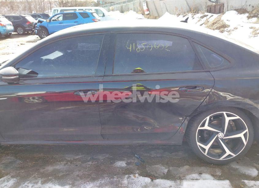 Photo 14 of 2020 Volkswagen Passat 2.0T R-LINE (VIN 1VWMA7A3XLC022457)