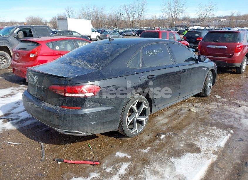 Photo 4 of 2020 Volkswagen Passat 2.0T R-LINE (VIN 1VWMA7A3XLC022457)