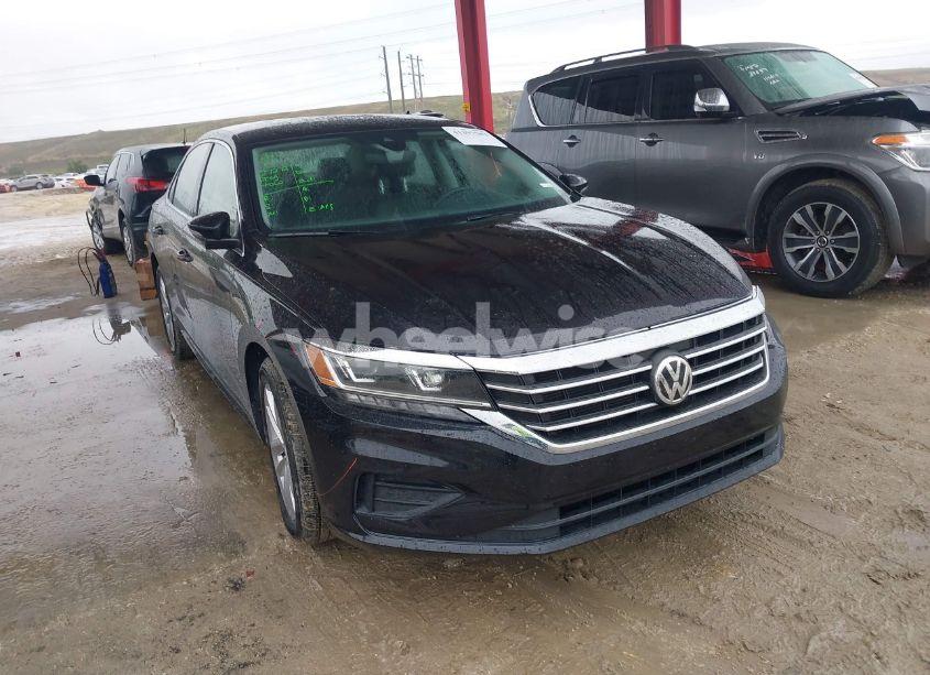 2020 Volkswagen Passat 2.0T SE (VIN 1VWSA7A30LC023253) main photo