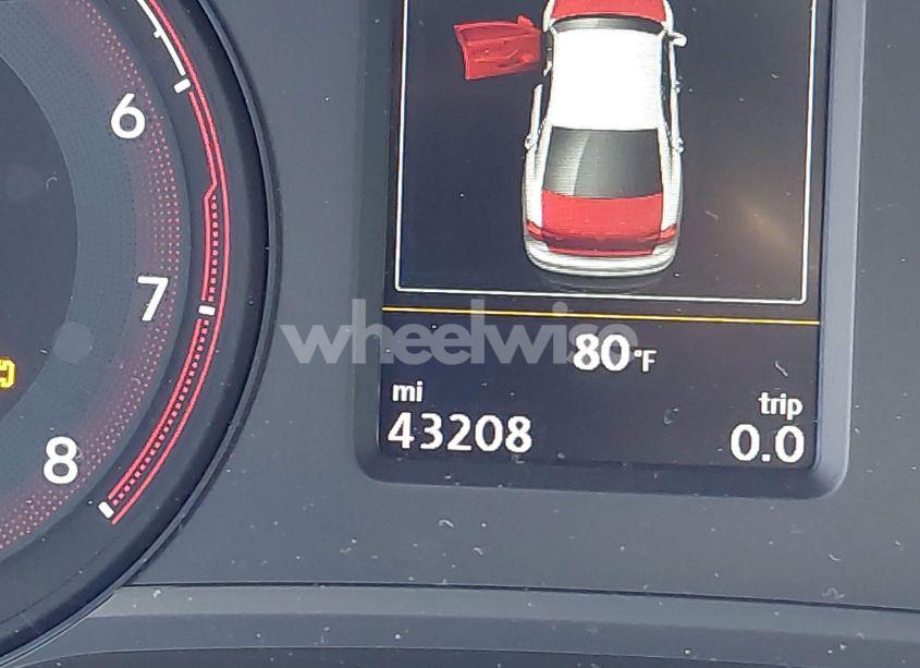 Photo 15 of 2021 Volkswagen Passat 2.0T SE (VIN 1VWSA7A30MC003988)