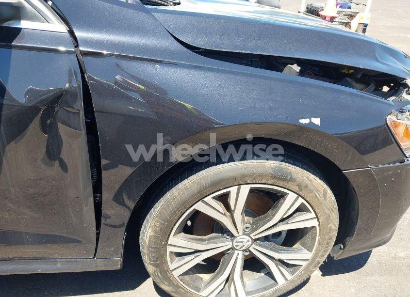 Photo 21 of 2021 Volkswagen Passat 2.0T SE (VIN 1VWSA7A30MC003988)